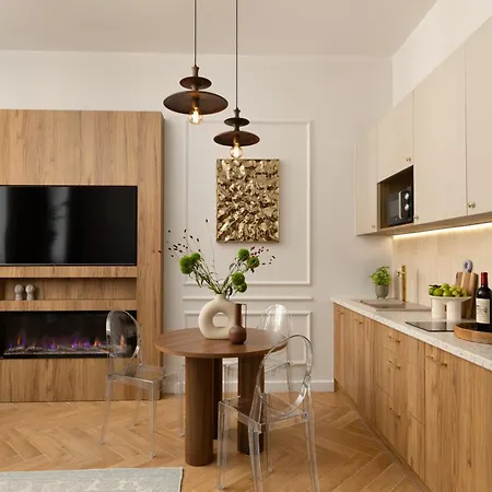 Movo Prestige Old Town * Warsaw
