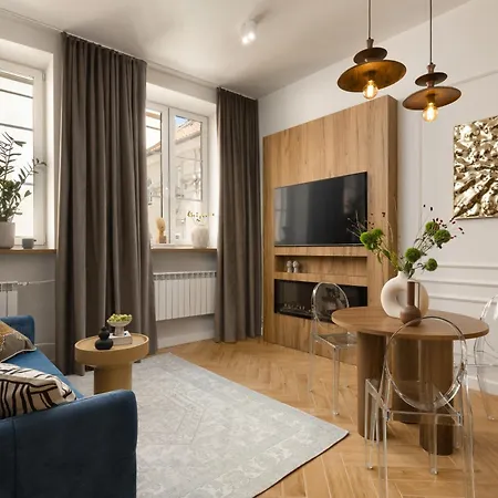 Movo Prestige Old Town Daire Varşova